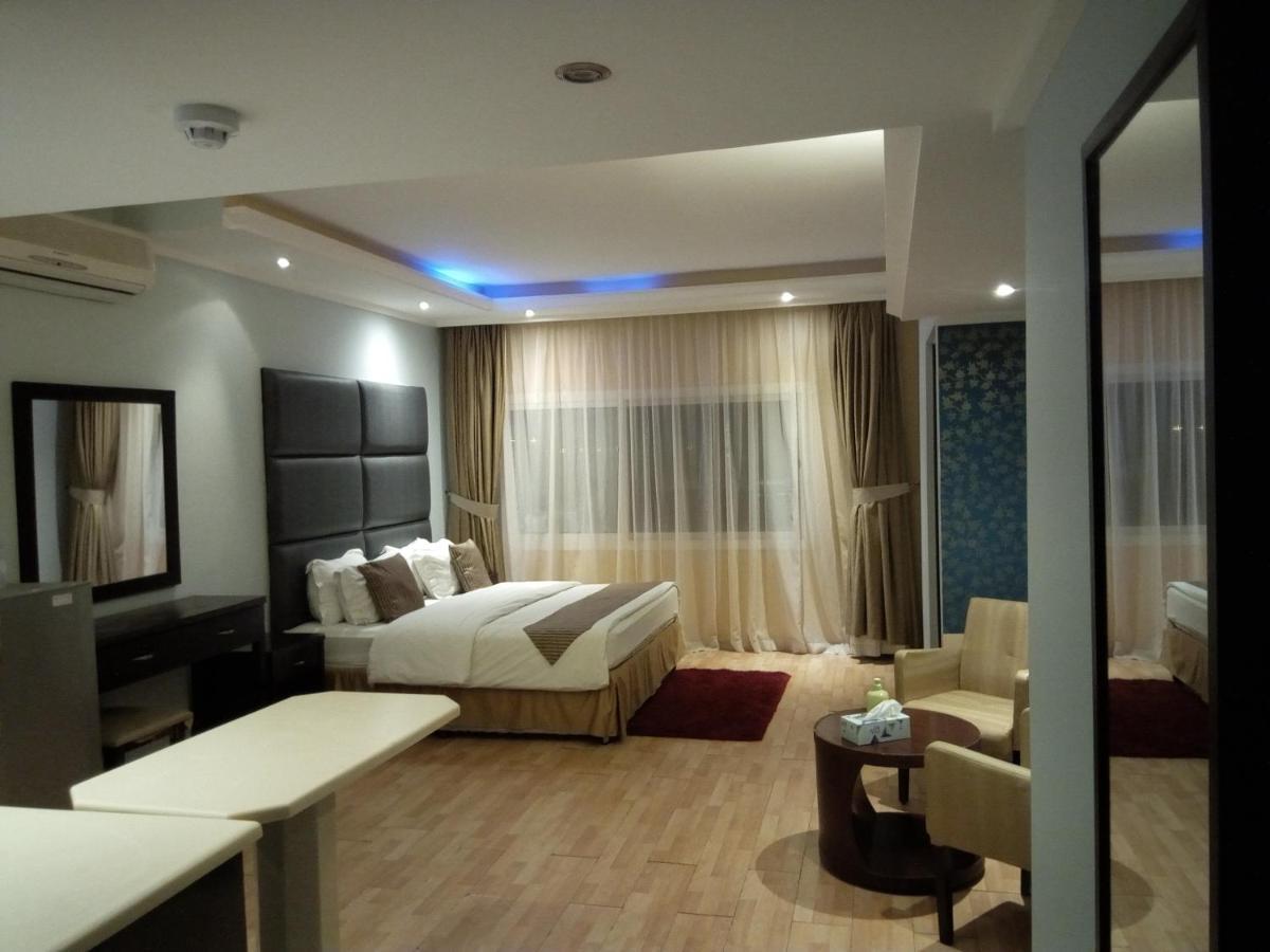 Shayah Suites Джедда Экстерьер фото